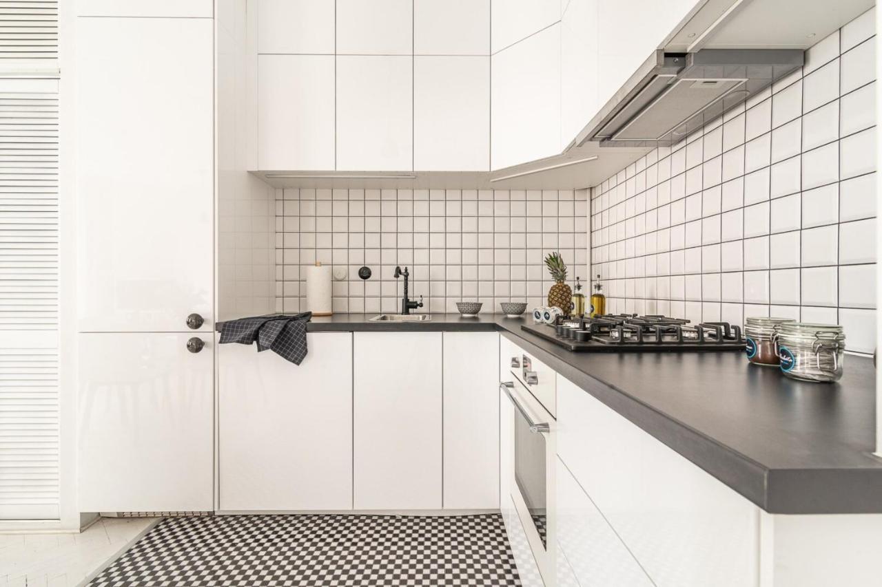 Rent like home - Wilcza 22A Warschau Buitenkant foto